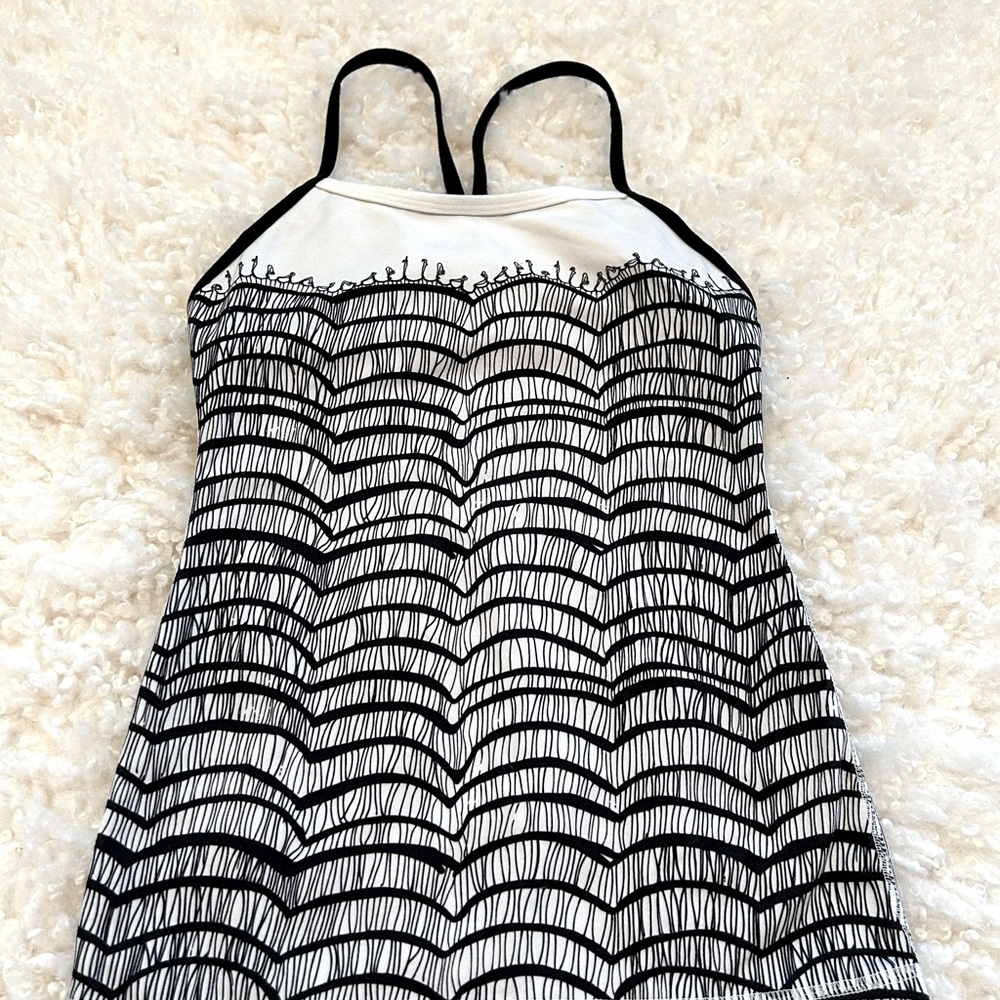 Lululemon tank top